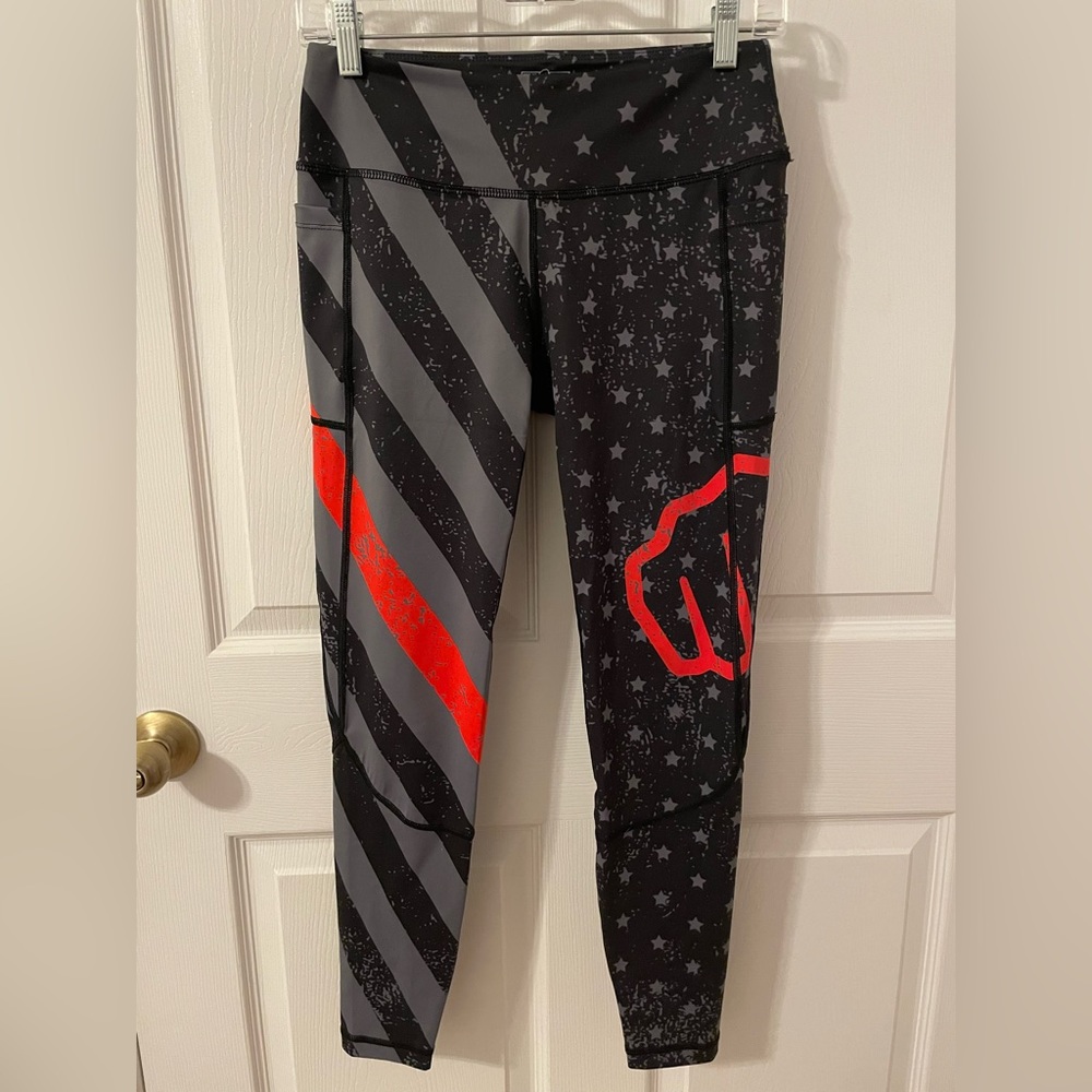 Thin red line gym leggings